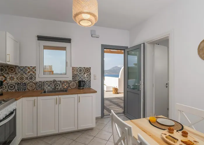 Clara Terra * Mytakas