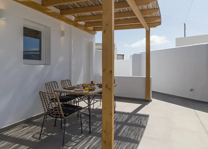 Clara Terra * Mytakas