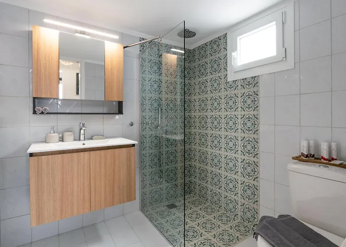 בית נופש Clara Terra Mytakas